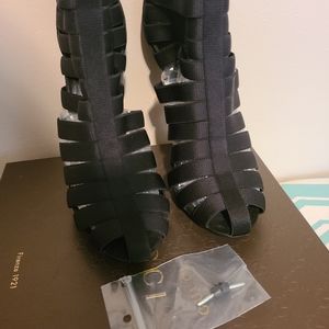 Black Gucci Elastic Strappy Sandals Size 38